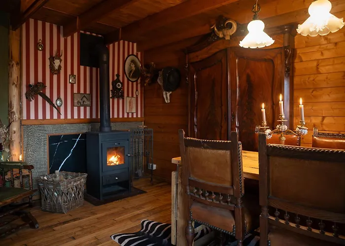 Sleeping Among The Sheep At Vrouwtje Poppy Ferienhaus Zennewijnen