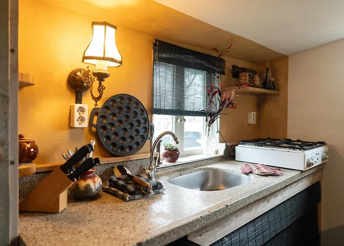 Sleeping Among The Sheep At Vrouwtje Poppy Сasa de vacaciones