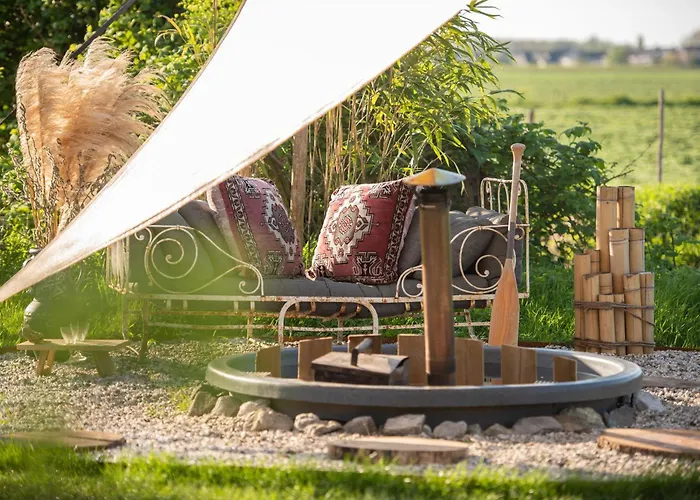 Sleeping Among The Sheep At Vrouwtje Poppy Сasa de vacaciones *